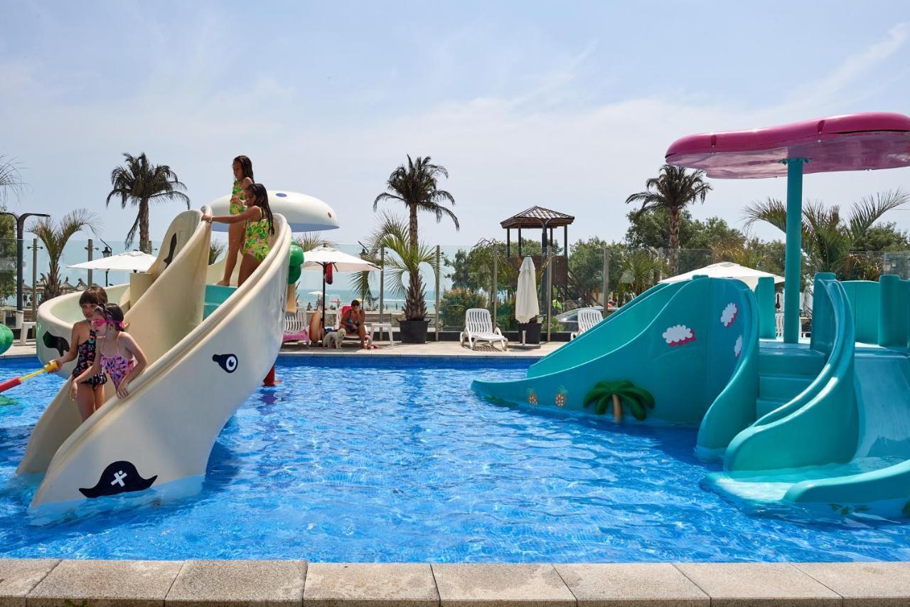 Coral Aparthotel Pool & Spa Mamaia Nord Неводарі Екстер'єр фото